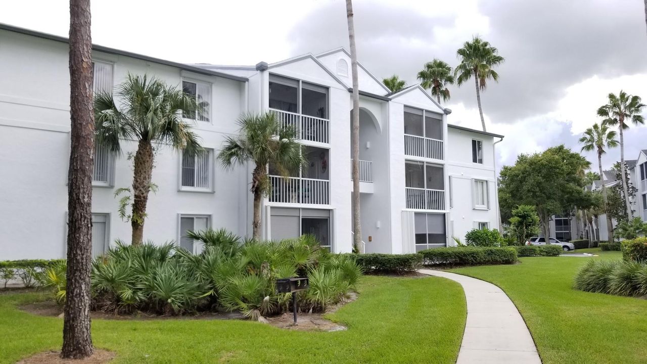 Недавно продано: $165,000 (2 спален, 2 ванн, 1018 Квадратных фут)