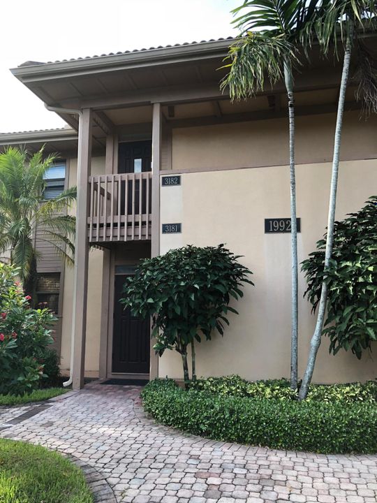 Recently Rented: $1,500 (2 beds, 2 baths, 1400 Square Feet)