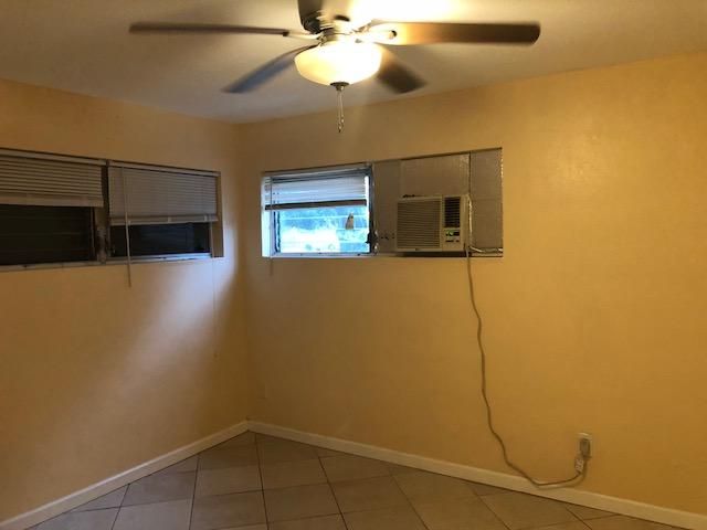 Recently Rented: $850 (2 beds, 1 baths, 941 Square Feet)