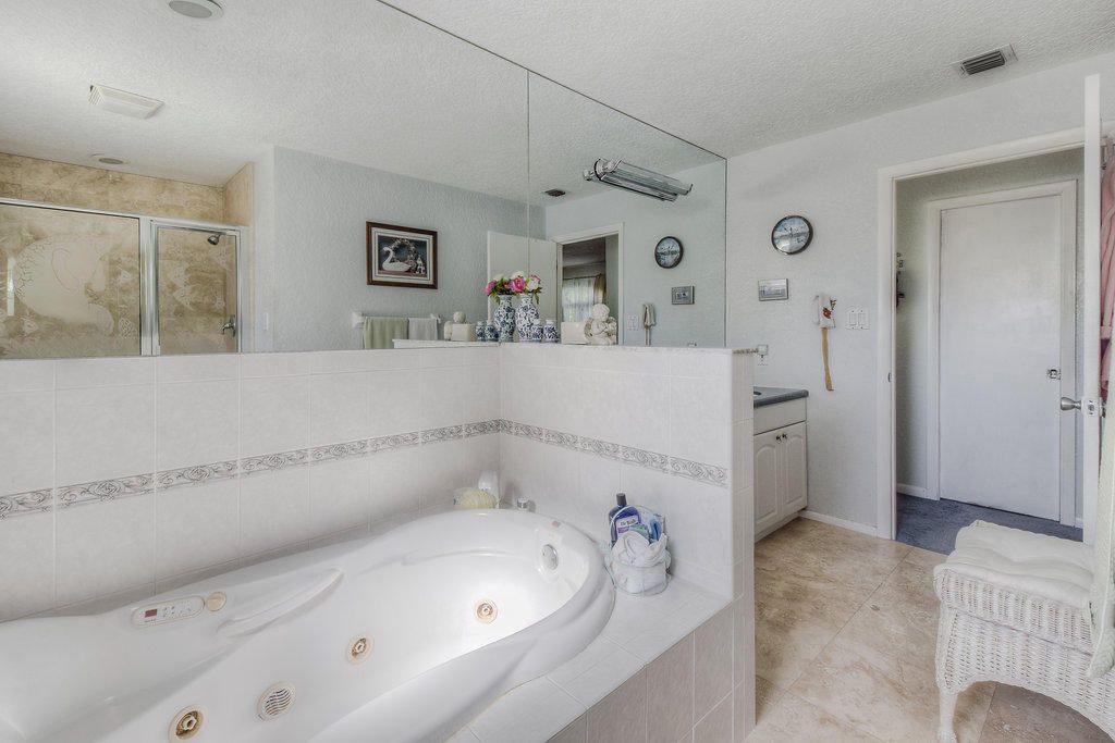 最近租的: $2,600 (3 贝兹, 2 浴室, 1600 平方英尺)