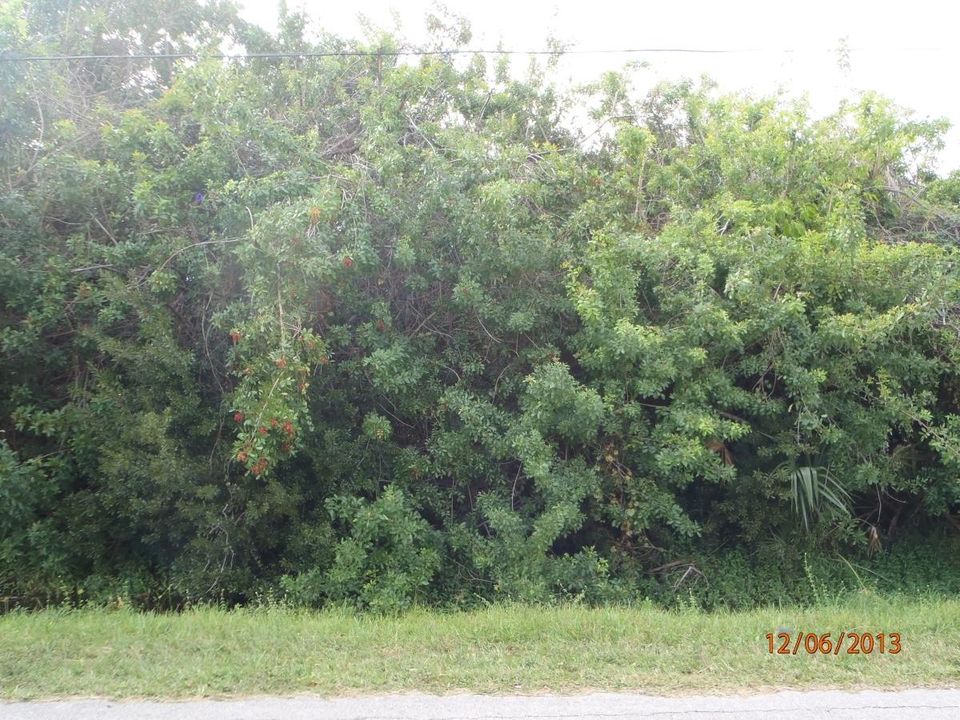 最近售出: $18,900 (0 贝兹, 0 浴室, 0 平方英尺)