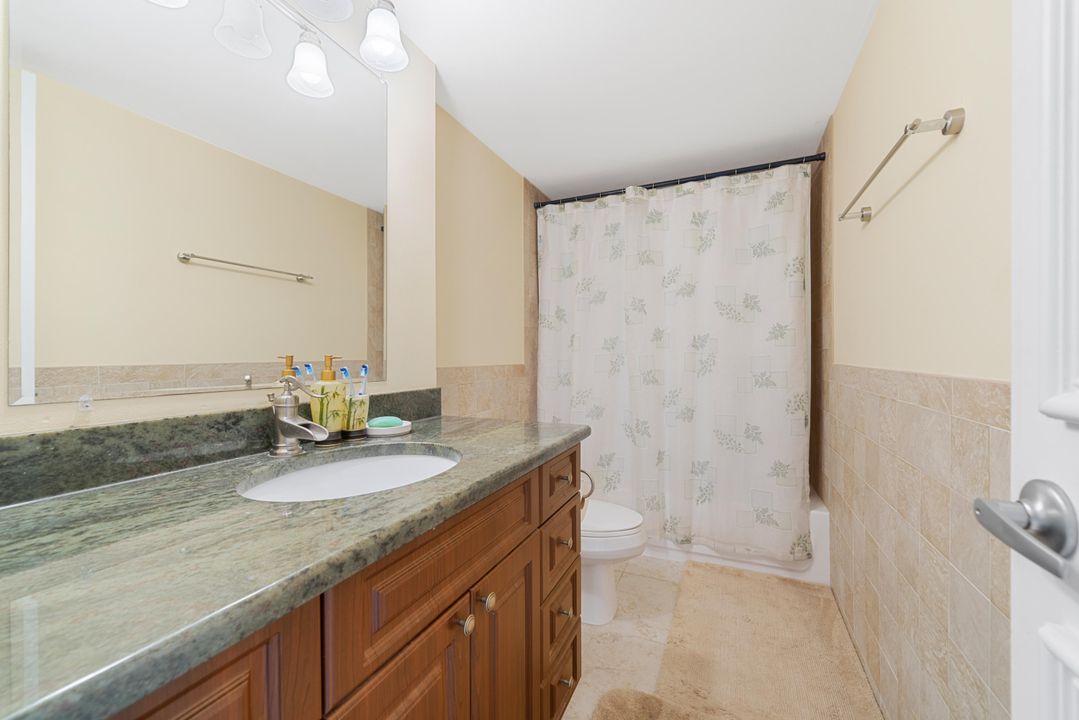 最近租的: $2,600 (2 贝兹, 2 浴室, 1548 平方英尺)