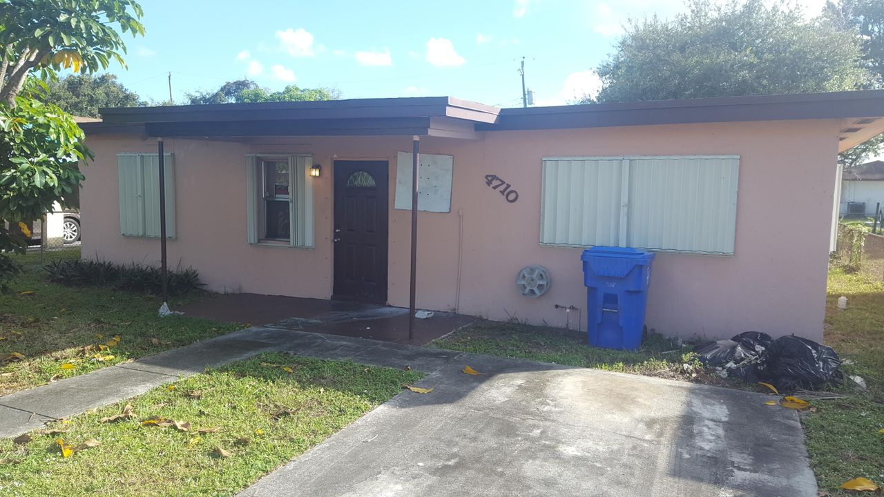 Recently Sold: $155,000 (2 beds, 1 baths, 1120 Square Feet)
