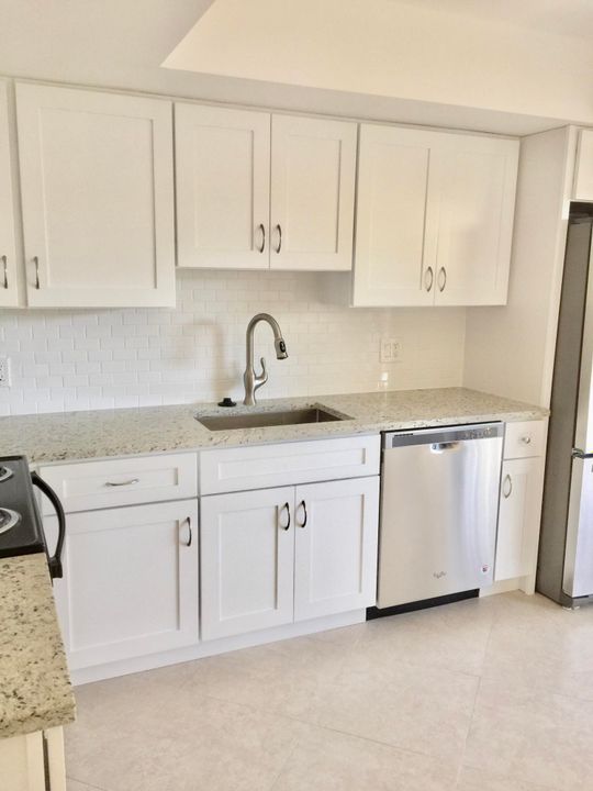 Recently Rented: $1,600 (2 beds, 2 baths, 1102 Square Feet)