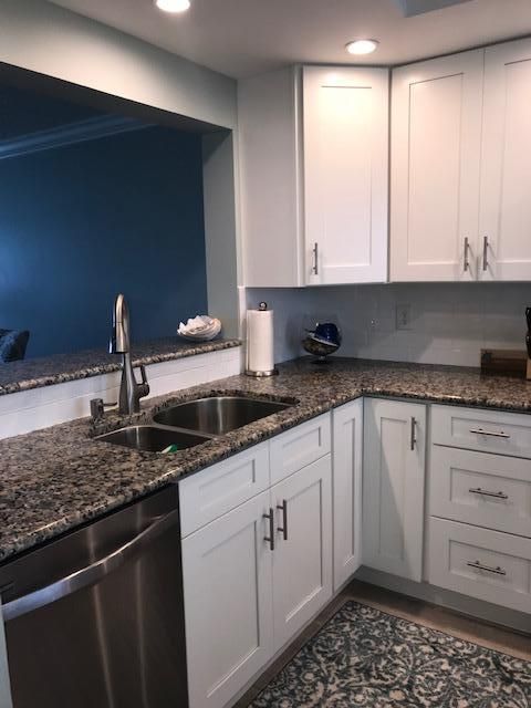 Recently Rented: $3,800 (2 beds, 2 baths, 1053 Square Feet)