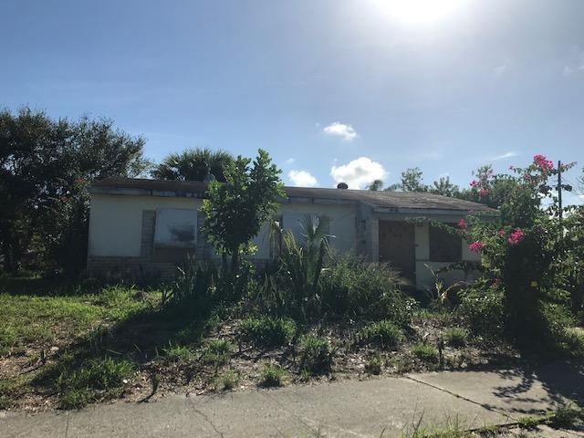 Recently Sold: $100,000 (3 beds, 1 baths, 936 Square Feet)