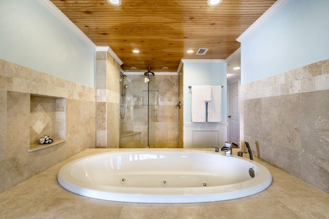 Недавно продано: $714,000 (3 спален, 2 ванн, 2302 Квадратных фут)