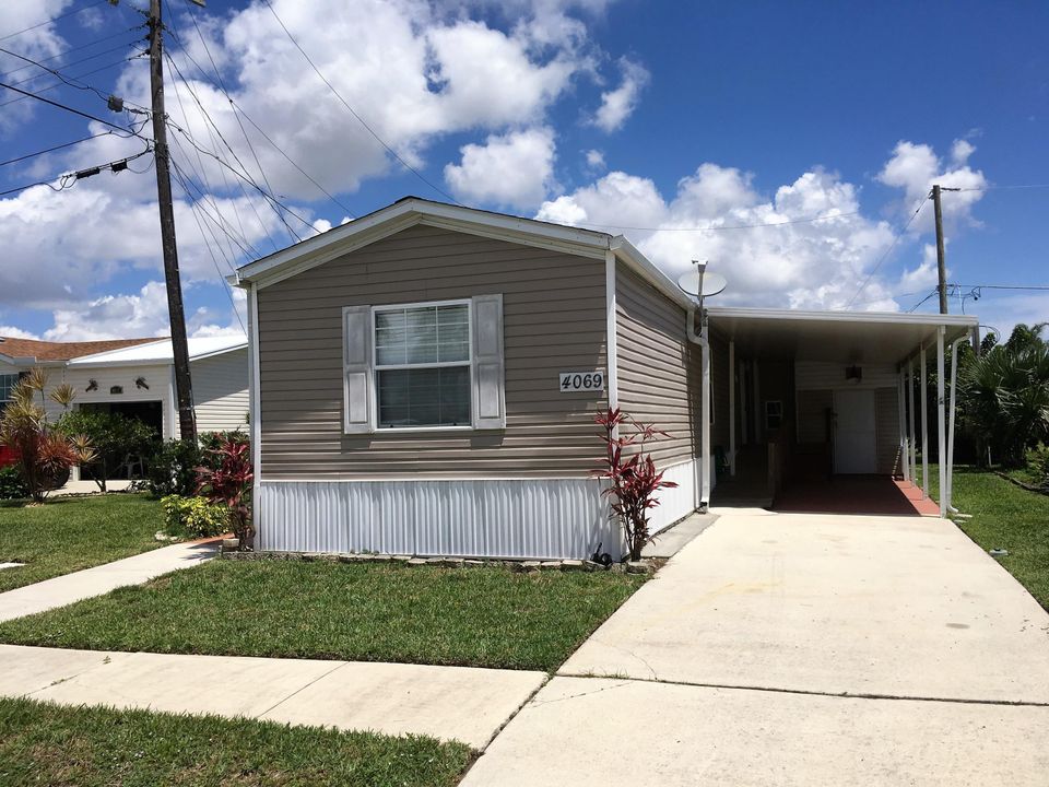 Recently Sold: $81,999 (3 beds, 2 baths, 840 Square Feet)