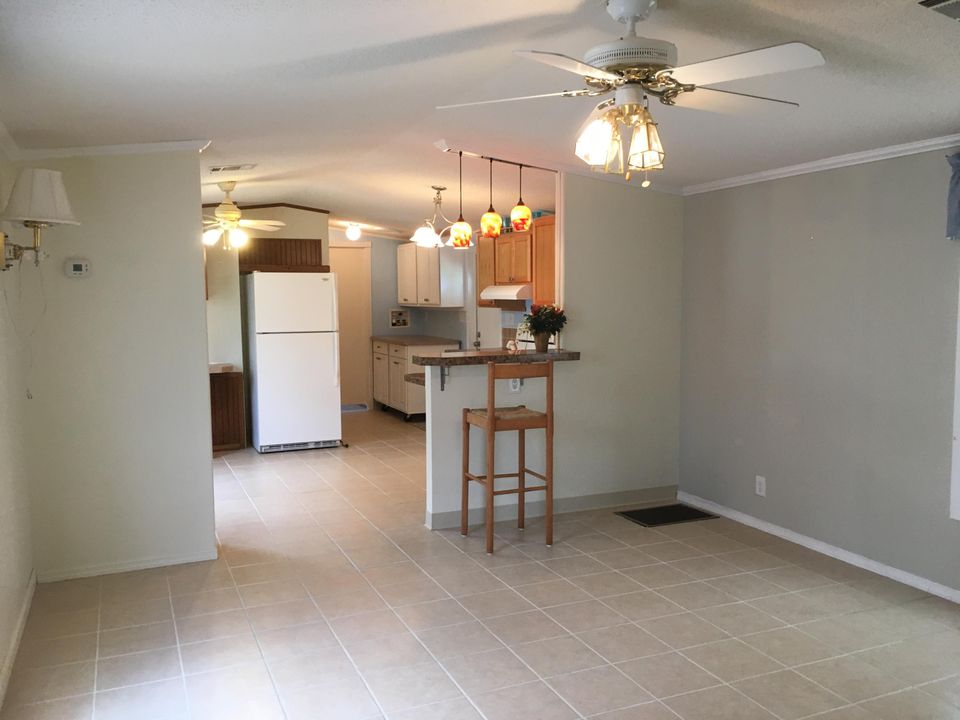 Recently Sold: $81,999 (3 beds, 2 baths, 840 Square Feet)