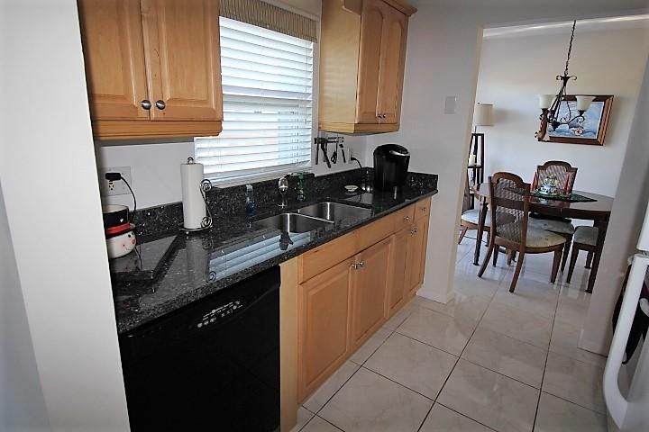 Recently Sold: $67,057 (1 beds, 1 baths, 750 Square Feet)
