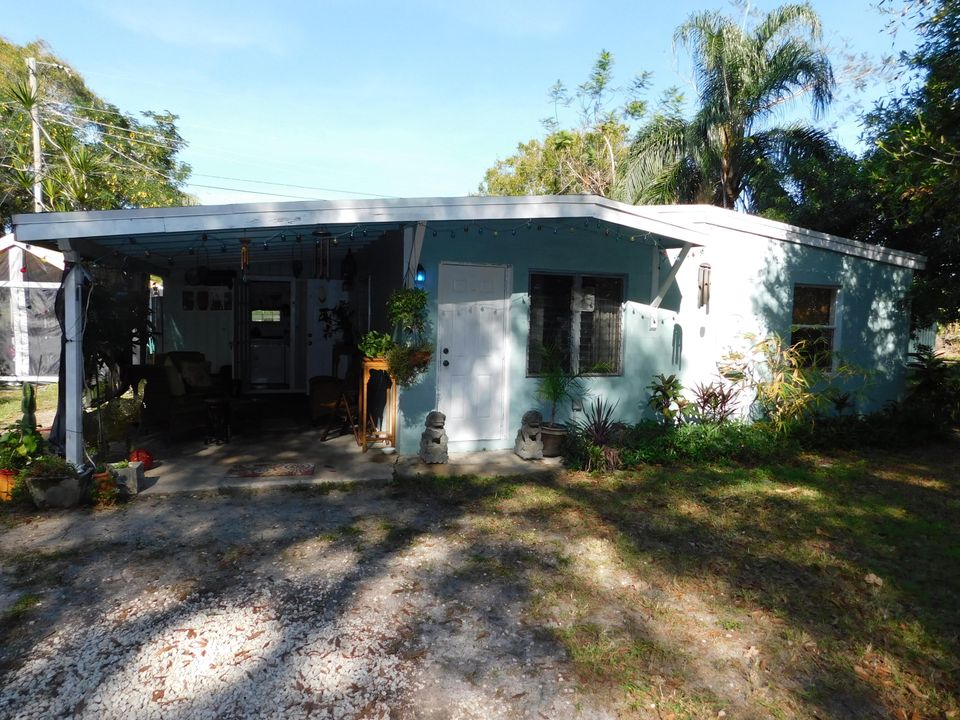 Recently Sold: $69,000 (2 beds, 1 baths, 650 Square Feet)