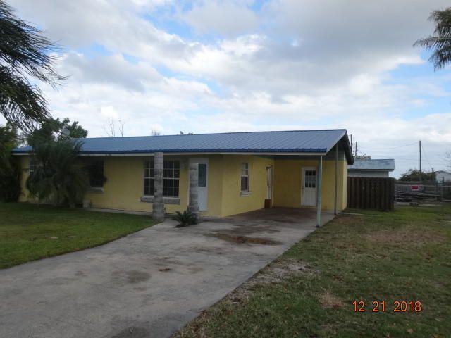 Recently Sold: $129,500 (3 beds, 2 baths, 1176 Square Feet)