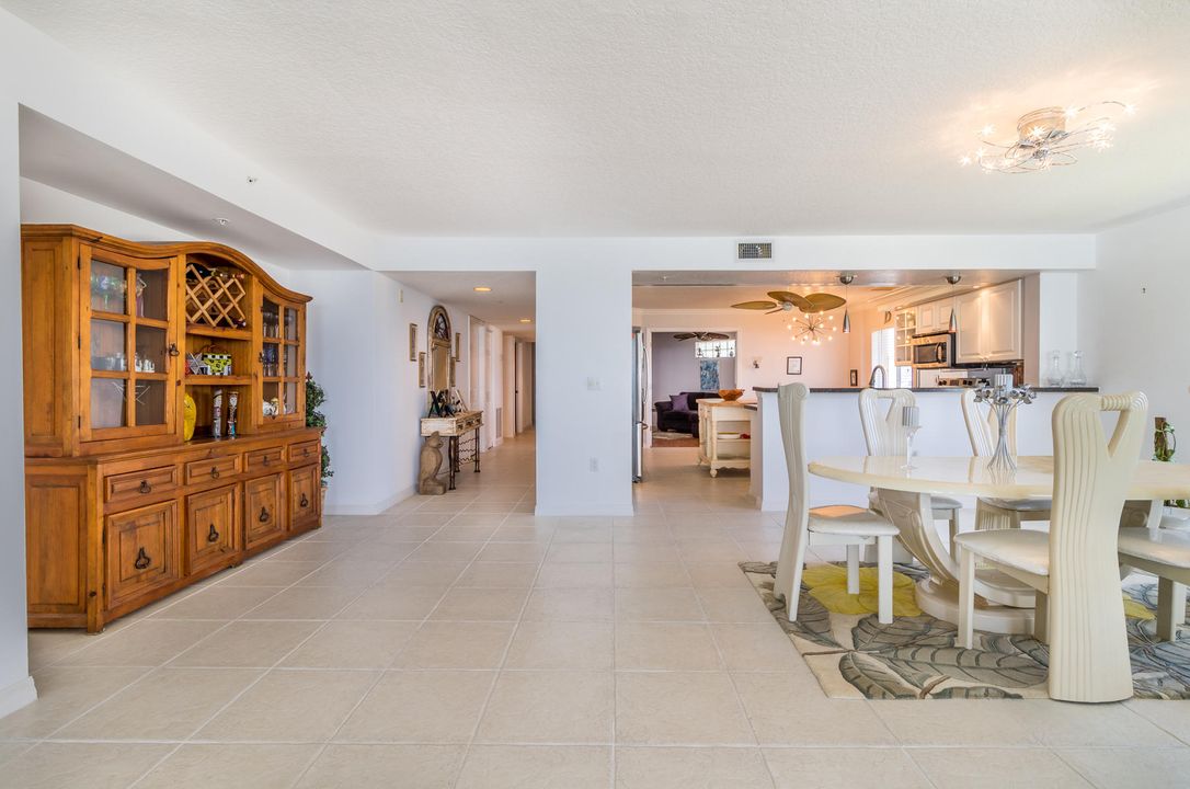 Recently Sold: $595,000 (3 beds, 2 baths, 2108 Square Feet)