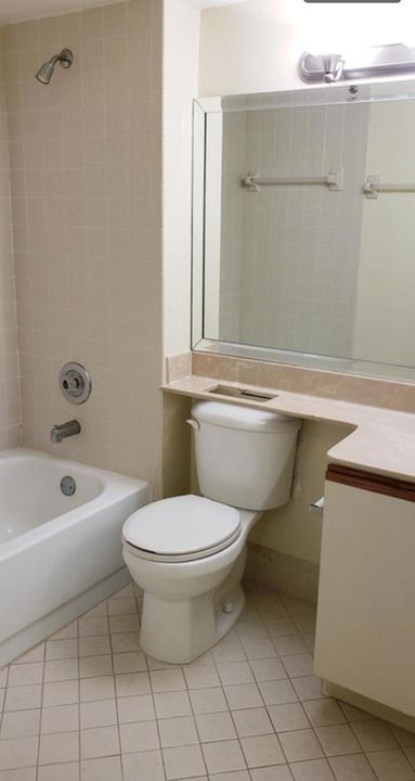 Недавно арендовано: $1,450 (2 спален, 2 ванн, 1300 Квадратных фут)