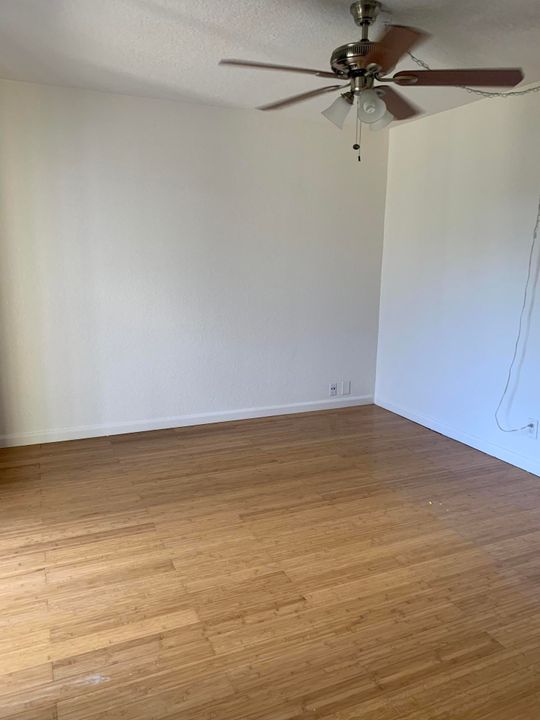 Recently Rented: $1,550 (2 beds, 2 baths, 1232 Square Feet)