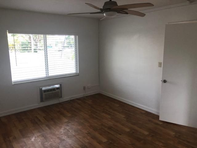 Recently Rented: $1,600 (1 beds, 1 baths, 880 Square Feet)