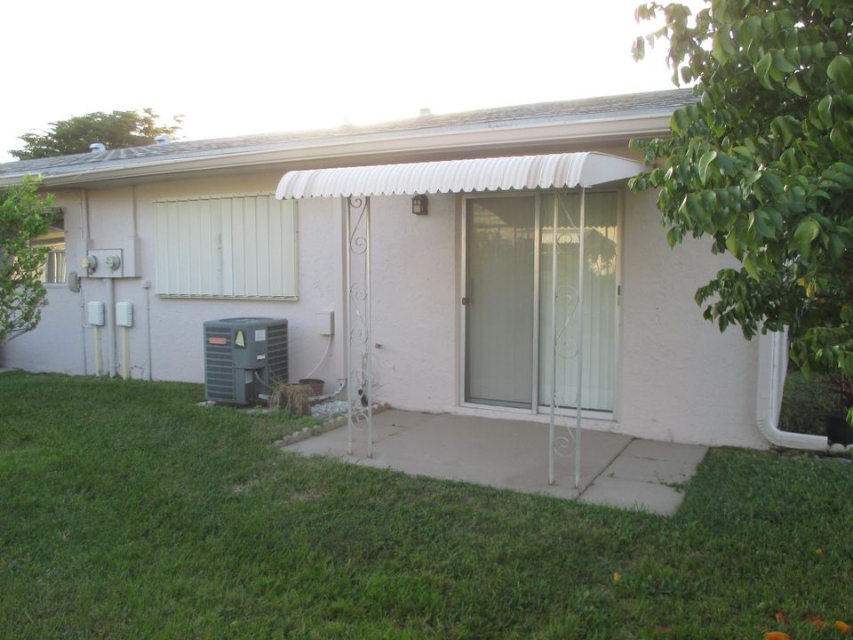 Recently Sold: $132,900 (2 beds, 2 baths, 1250 Square Feet)