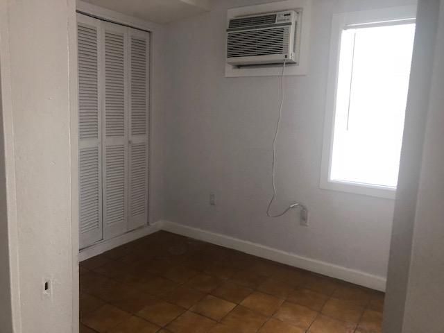 Recently Rented: $1,500 (2 beds, 2 baths, 950 Square Feet)