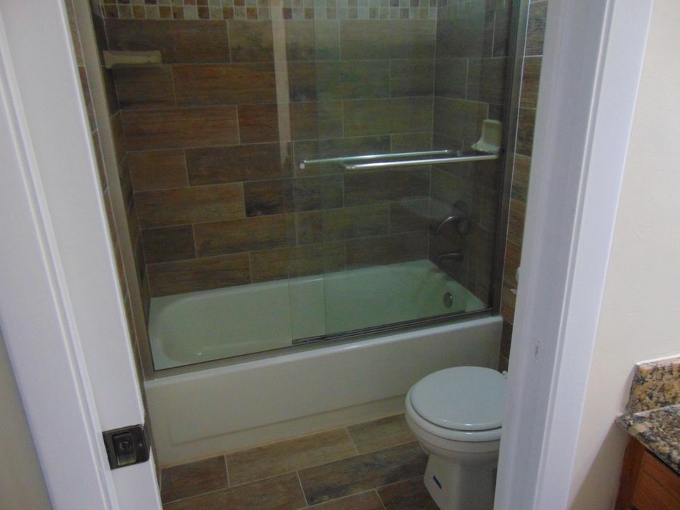 最近租的: $1,575 (2 贝兹, 2 浴室, 1246 平方英尺)