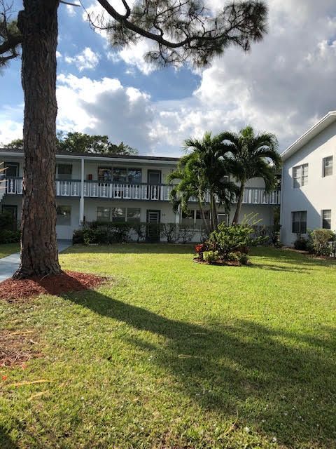 Recently Sold: $40,900 (1 beds, 1 baths, 700 Square Feet)