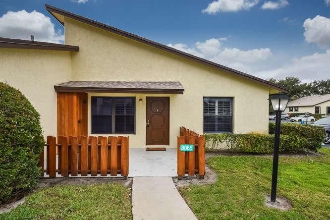 Recently Rented: $1,350 (2 beds, 2 baths, 1026 Square Feet)