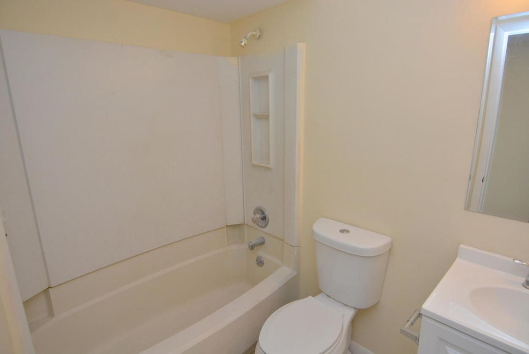最近租的: $1,550 (3 贝兹, 2 浴室, 1178 平方英尺)