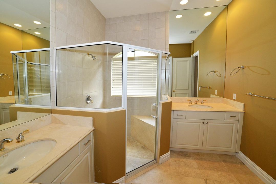Недавно арендовано: $10,000 (4 спален, 4 ванн, 3775 Квадратных фут)