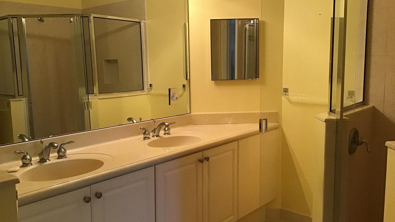 Недавно арендовано: $2,500 (4 спален, 2 ванн, 2456 Квадратных фут)