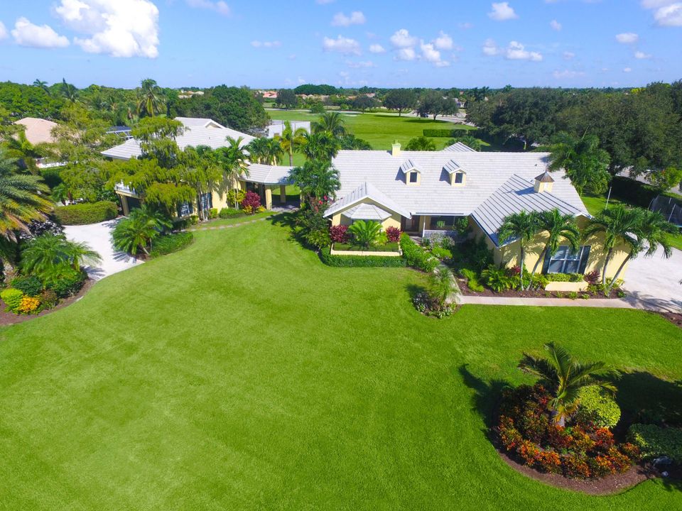 Recently Sold: $1,250,000 (5 beds, 4 baths, 3702 Square Feet)