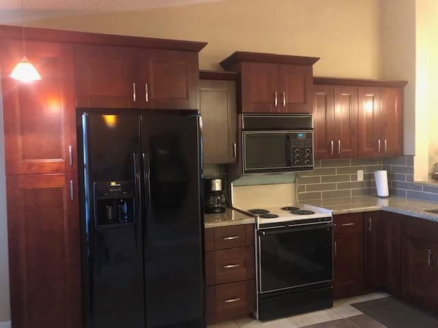 Recently Sold: $159,700 (2 beds, 2 baths, 1244 Square Feet)