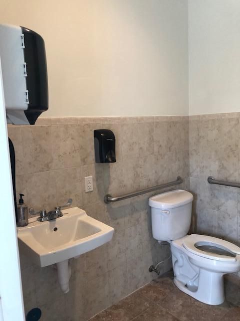 Recently Sold: $1,600 (0 beds, 0 baths, 1144 Square Feet)
