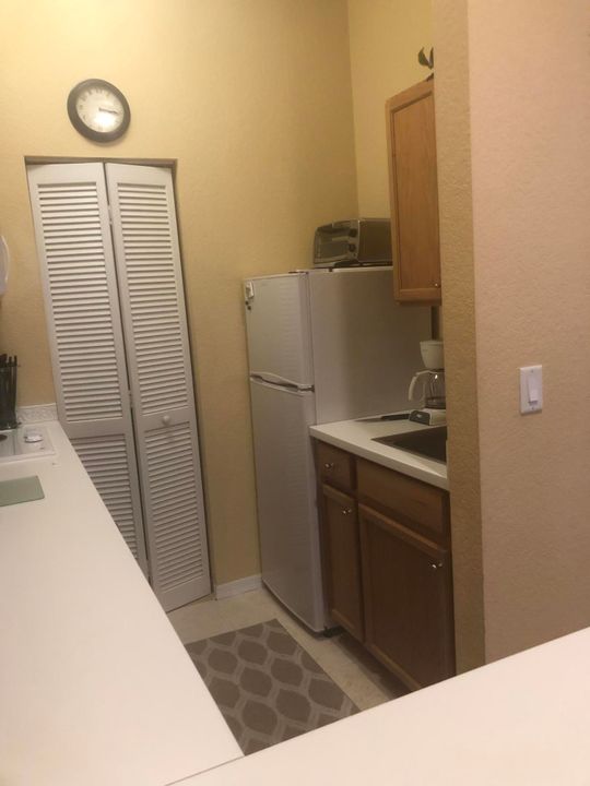 Recently Rented: $925 (1 beds, 1 baths, 500 Square Feet)