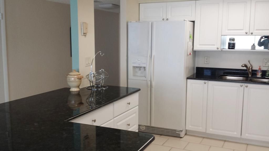 Recently Rented: $3,500 (2 beds, 2 baths, 1452 Square Feet)