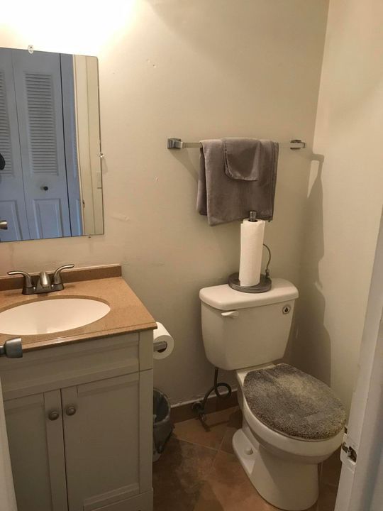 Recently Rented: $900 (1 beds, 1 baths, 738 Square Feet)