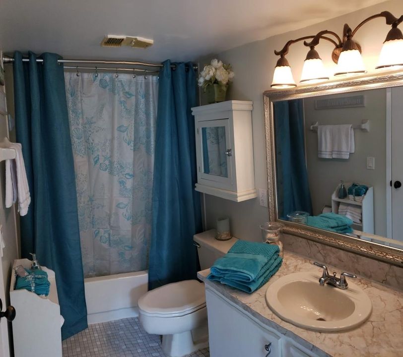 Недавно арендовано: $1,195 (1 спален, 1 ванн, 724 Квадратных фут)