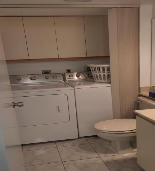 Recently Rented: $1,725 (2 beds, 2 baths, 1372 Square Feet)