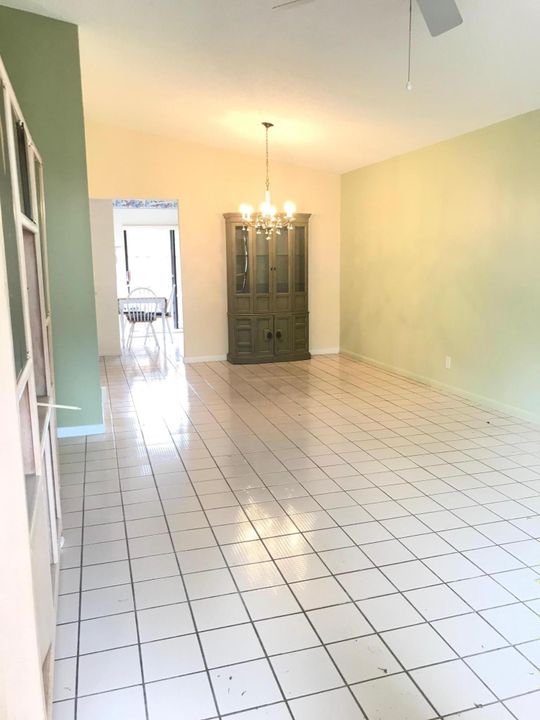 Recently Rented: $1,340 (2 beds, 2 baths, 1026 Square Feet)