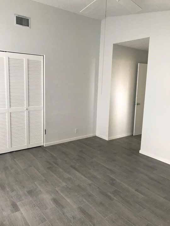 Recently Rented: $1,340 (2 beds, 2 baths, 1026 Square Feet)