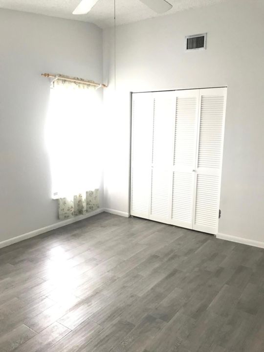 Recently Rented: $1,340 (2 beds, 2 baths, 1026 Square Feet)