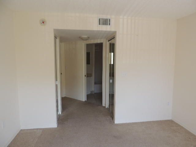 Recently Sold: $162,900 (2 beds, 2 baths, 1163 Square Feet)