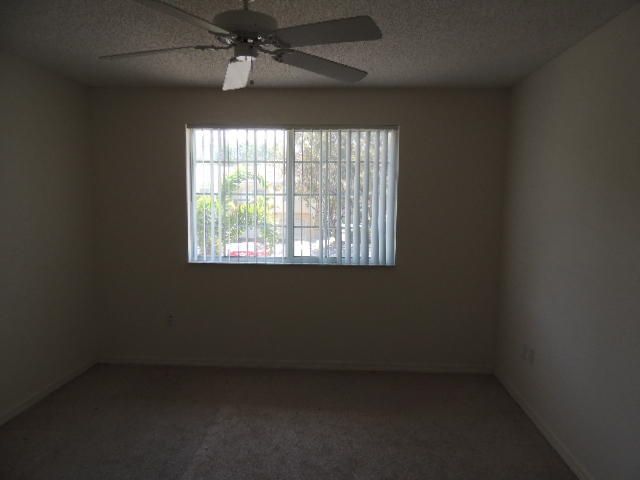 Recently Sold: $162,900 (2 beds, 2 baths, 1163 Square Feet)