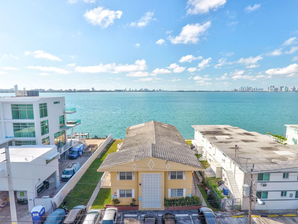 Recently Sold: $2,500,000 (0 beds, 0 baths, 7222 Square Feet)