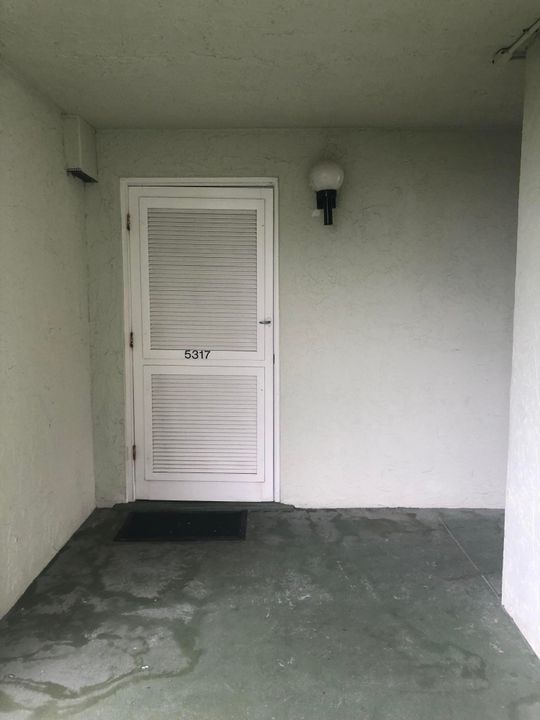 Recently Rented: $1,350 (1 beds, 1 baths, 684 Square Feet)