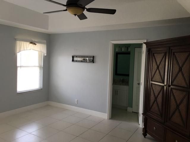 Recently Sold: $310,000 (3 beds, 2 baths, 1080 Square Feet)