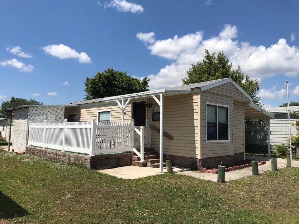 Recently Sold: $60,000 (2 beds, 1 baths, 806 Square Feet)