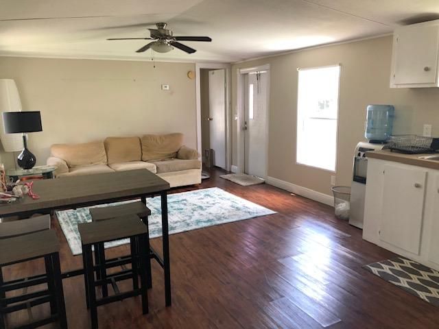 Recently Sold: $24,999 (2 beds, 1 baths, 992 Square Feet)