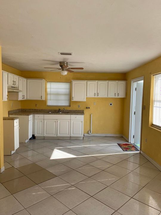 Recently Rented: $1,000 (2 beds, 1 baths, 816 Square Feet)