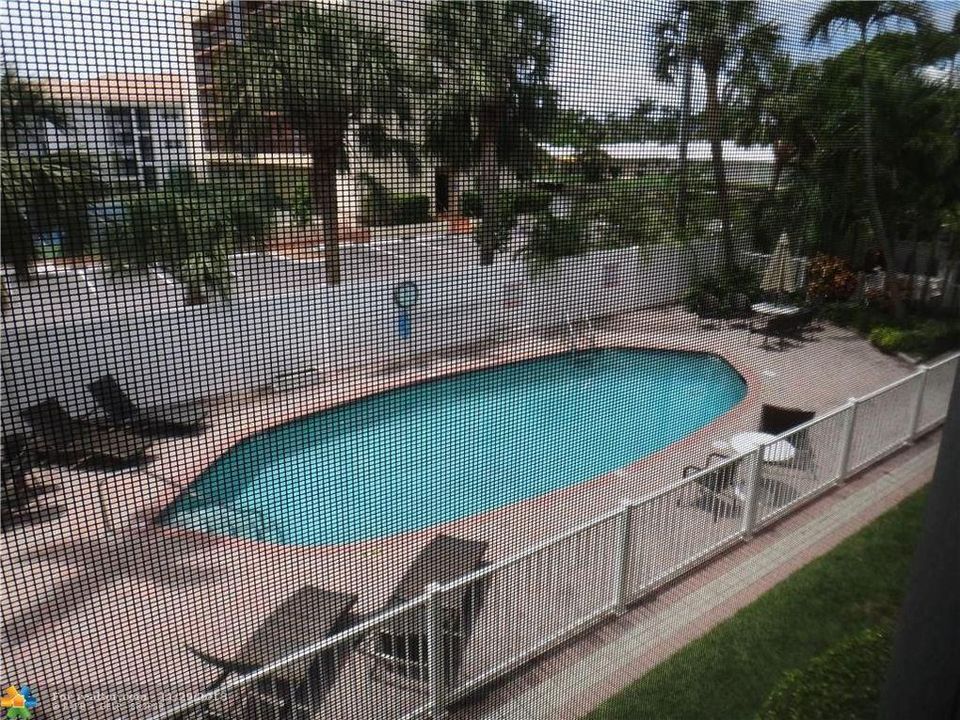 Recently Rented: $1,250 (1 beds, 1 baths, 535 Square Feet)