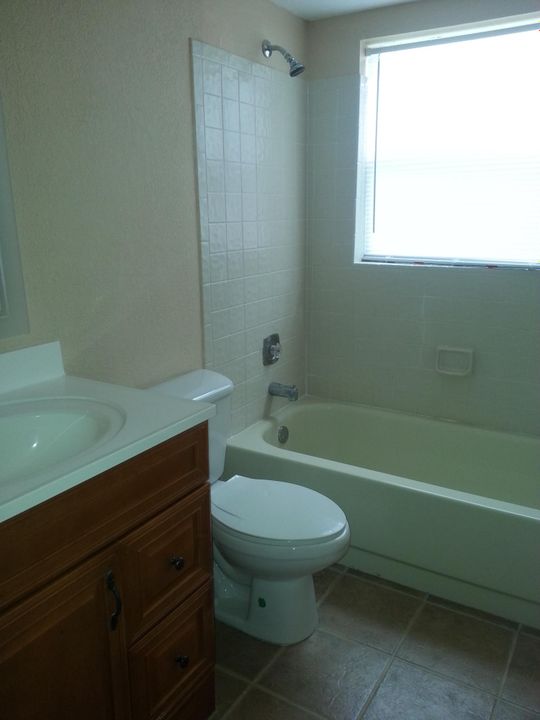 Недавно арендовано: $1,250 (2 спален, 2 ванн, 768 Квадратных фут)