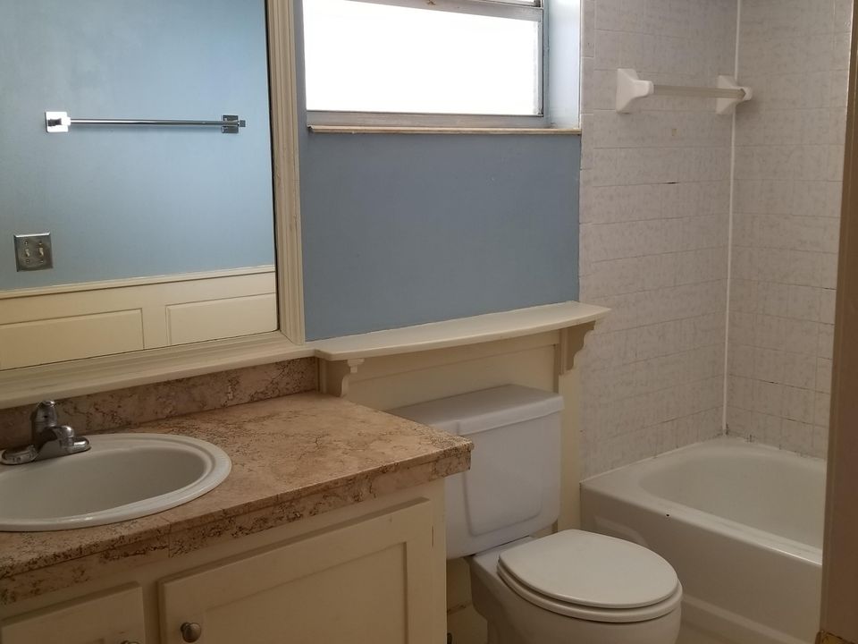 Недавно арендовано: $1,000 (1 спален, 1 ванн, 673 Квадратных фут)